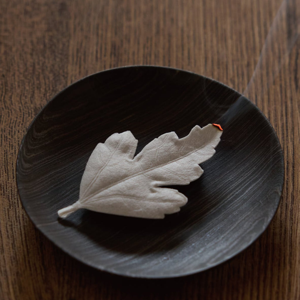 Leaf - incense - Agarwood - HEJI Rituals | Luxury Healing Space