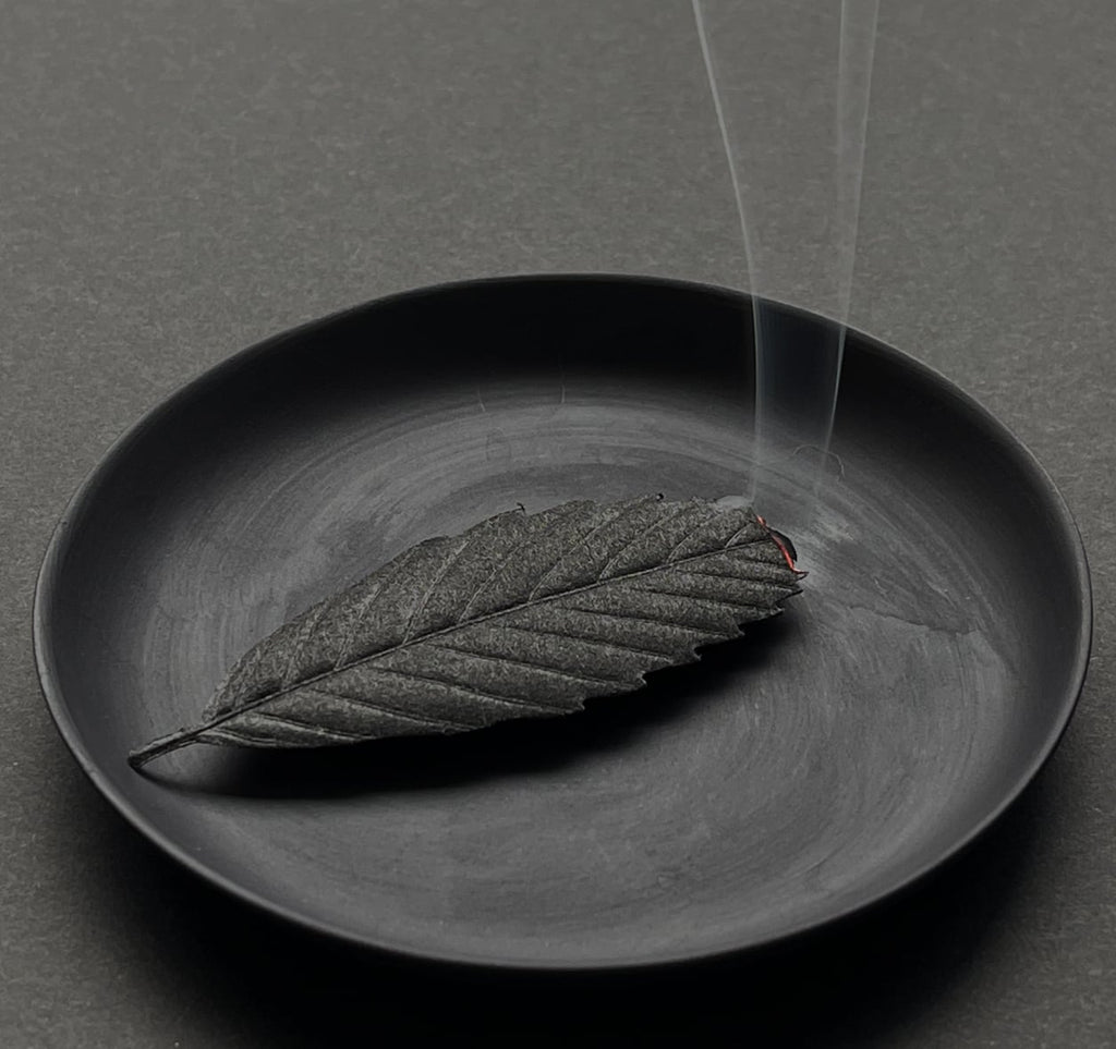 Leaf - incense - focus - HEJI Rituals | Luxury Healing Space
