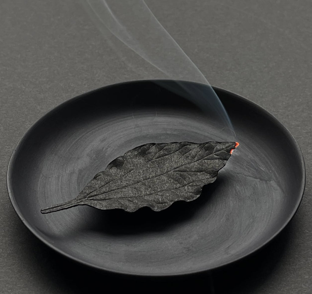 Leaf - incense - sleep - HEJI Rituals | Luxury Healing Space